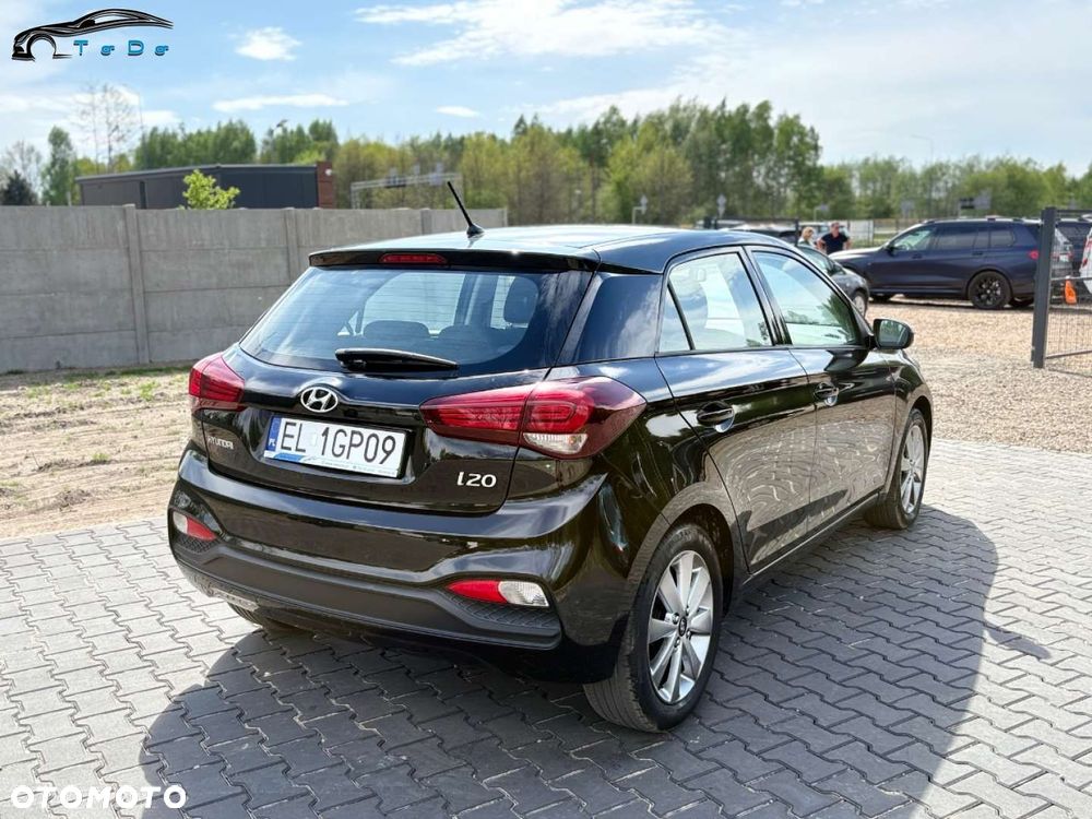 Hyundai i20 blue 1.2 Classic - 15