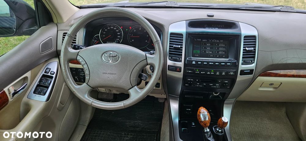 Toyota Land Cruiser 3.0 D-4D Automatik Executive - 11