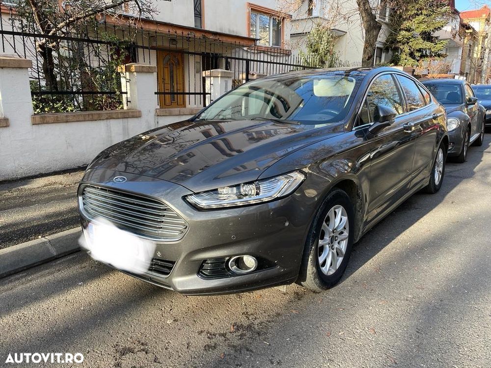 Ford Mondeo 2.0 EcoBoost Titanium - 1
