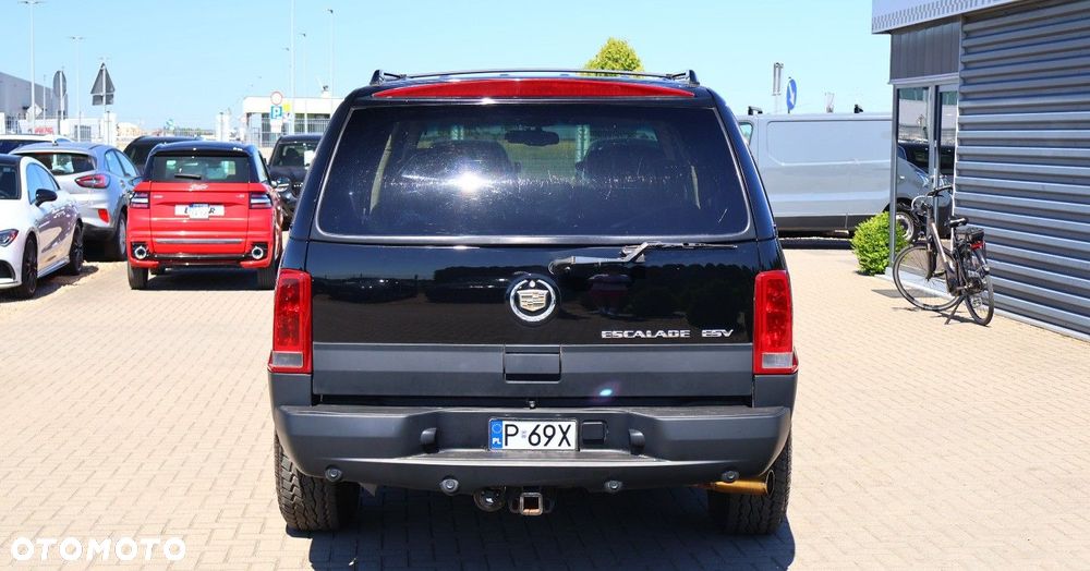 Cadillac Escalade - 6