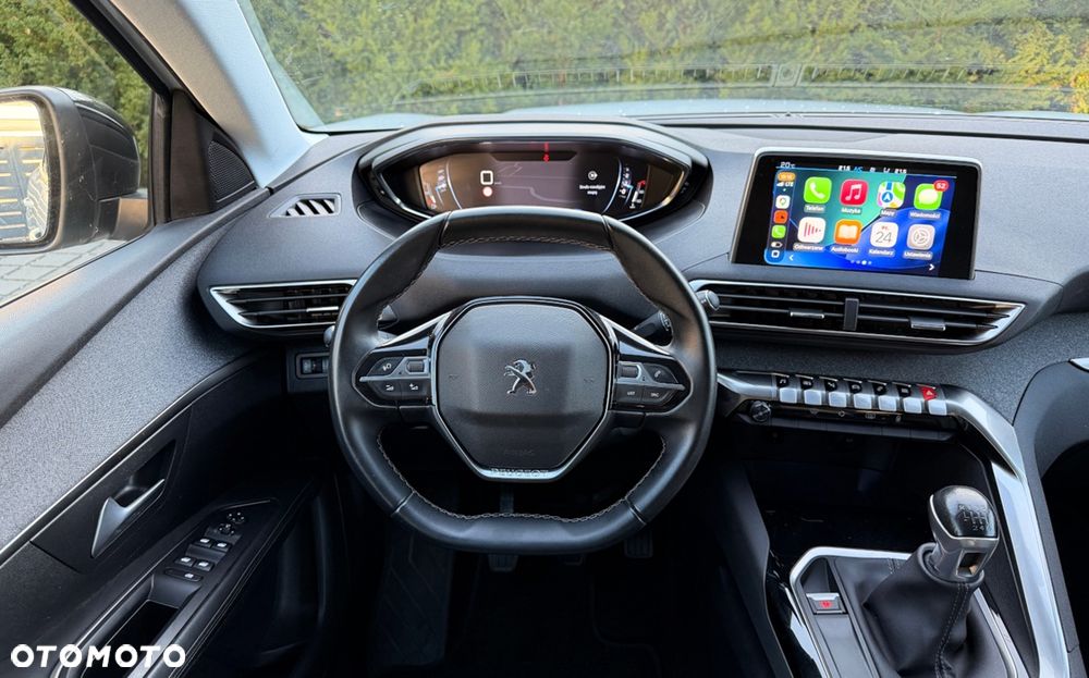 Peugeot 3008 1.2 PureTech Allure - 19