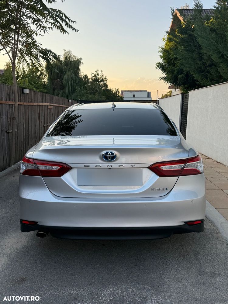Toyota Camry 2.5 Dynamic - 7
