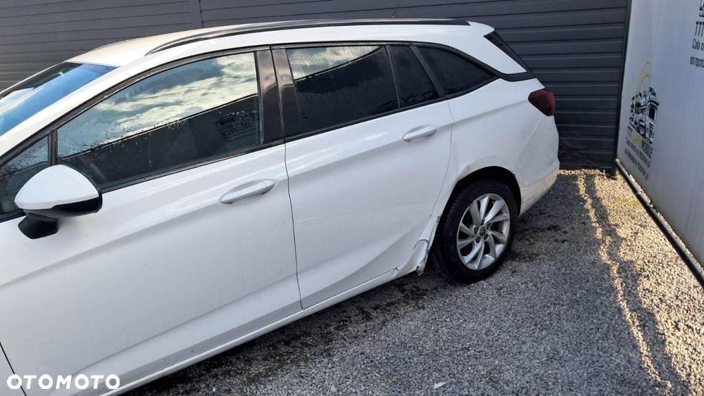 Opel Astra - 4