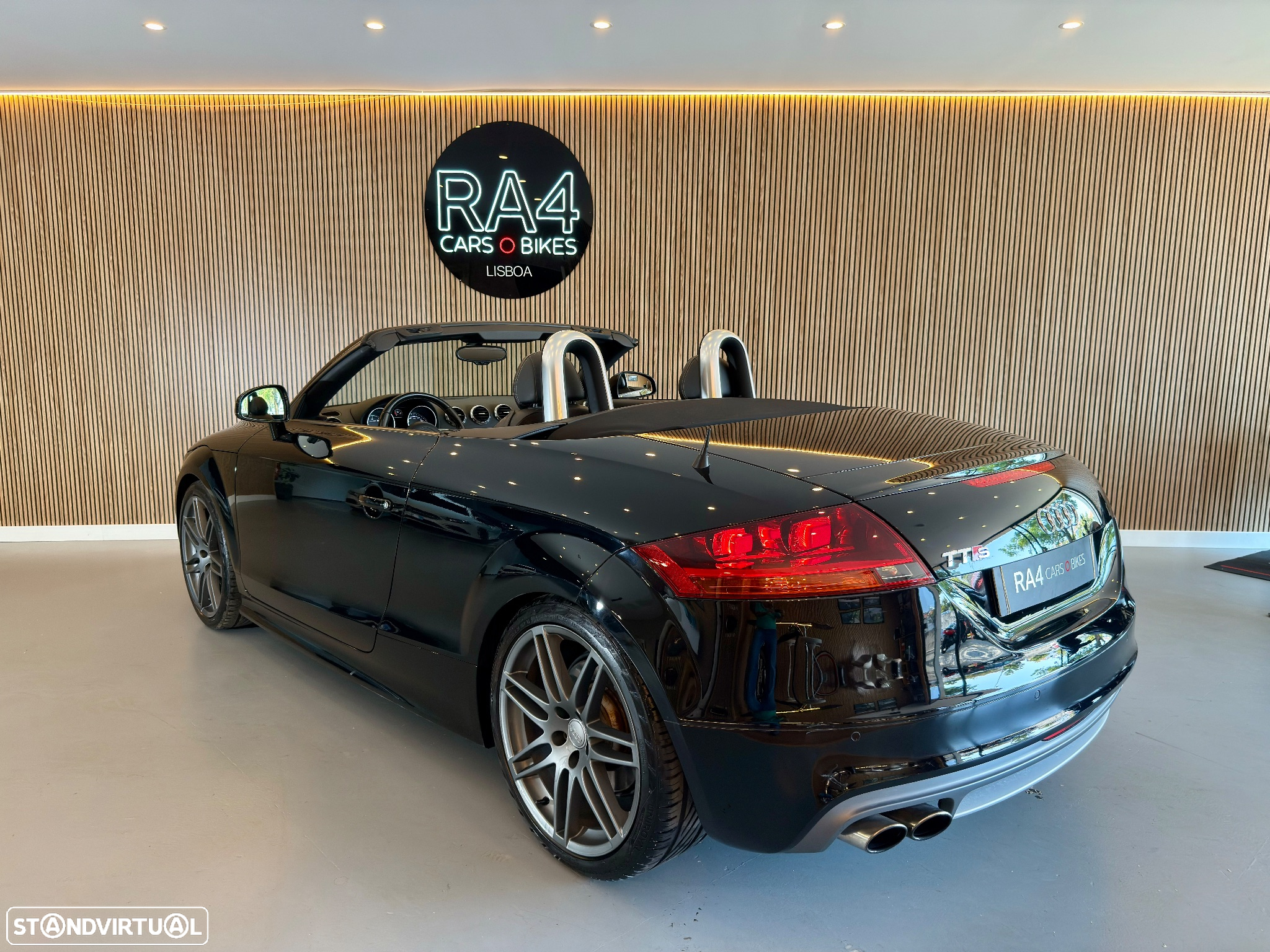 Audi TTS Roadster 2.0 TFSi quattro - 2