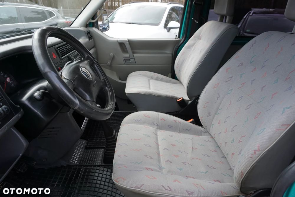 Volkswagen Transporter - 10