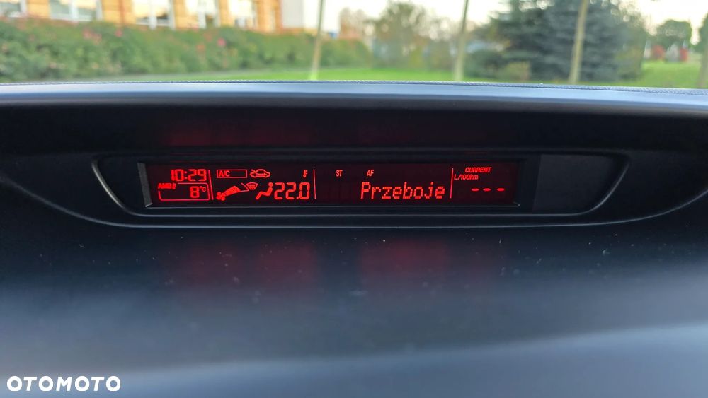 Mazda 5 - 17