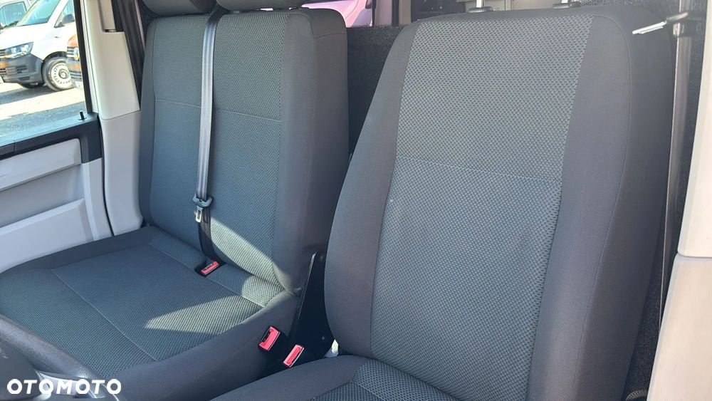 Volkswagen Transporter T6 - 36