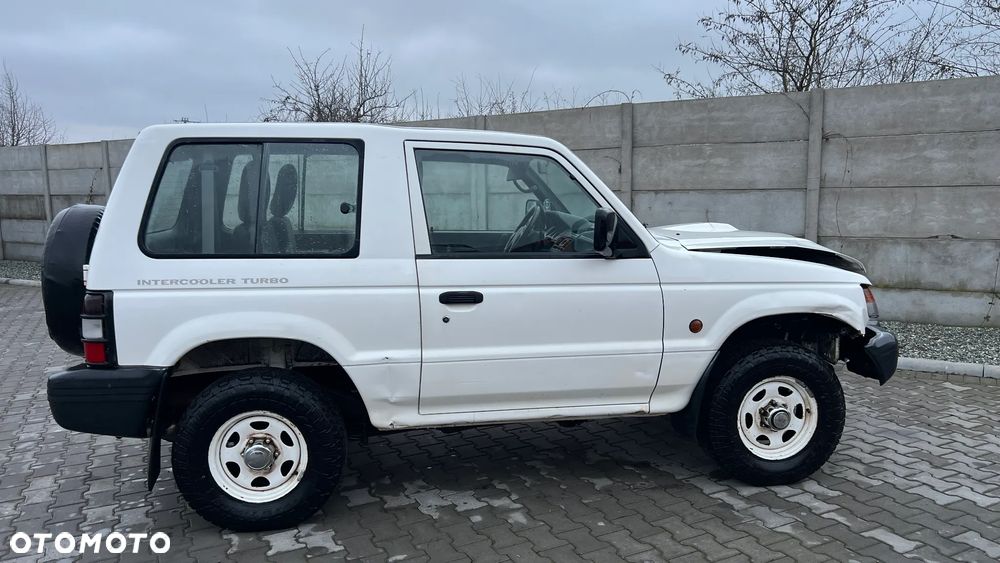 Mitsubishi Pajero - 6