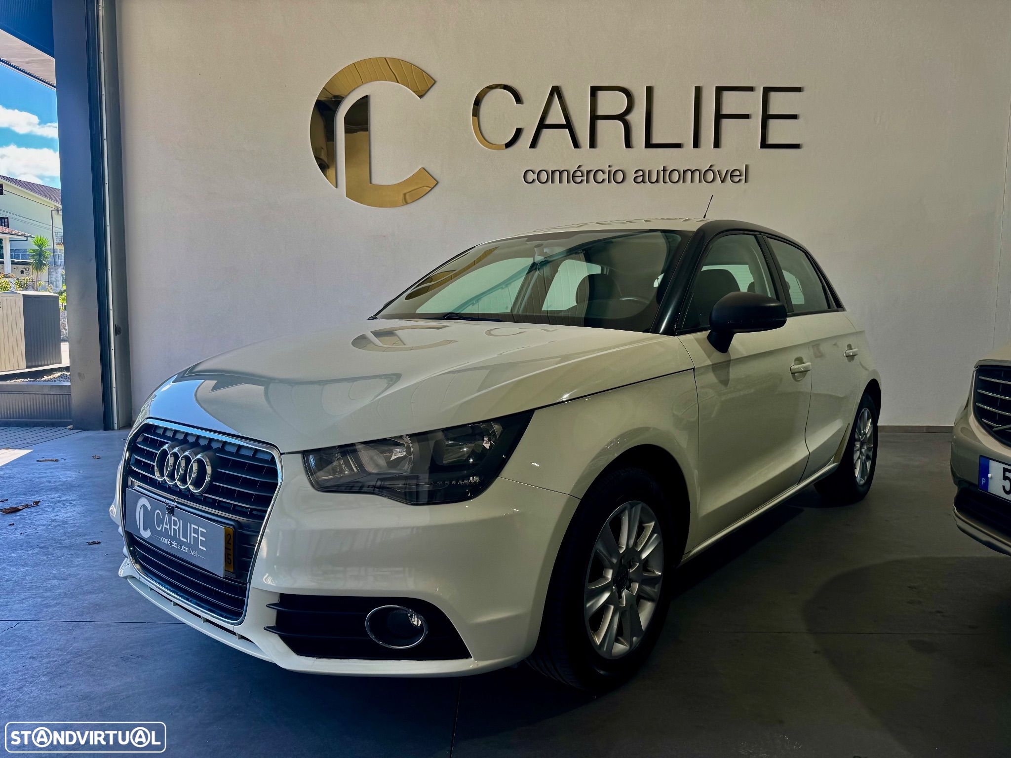 Audi A1 Sportback 1.6 TDI Advance - 1