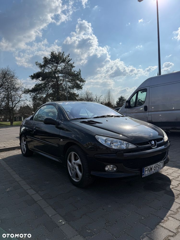 Peugeot 206 CC - 2
