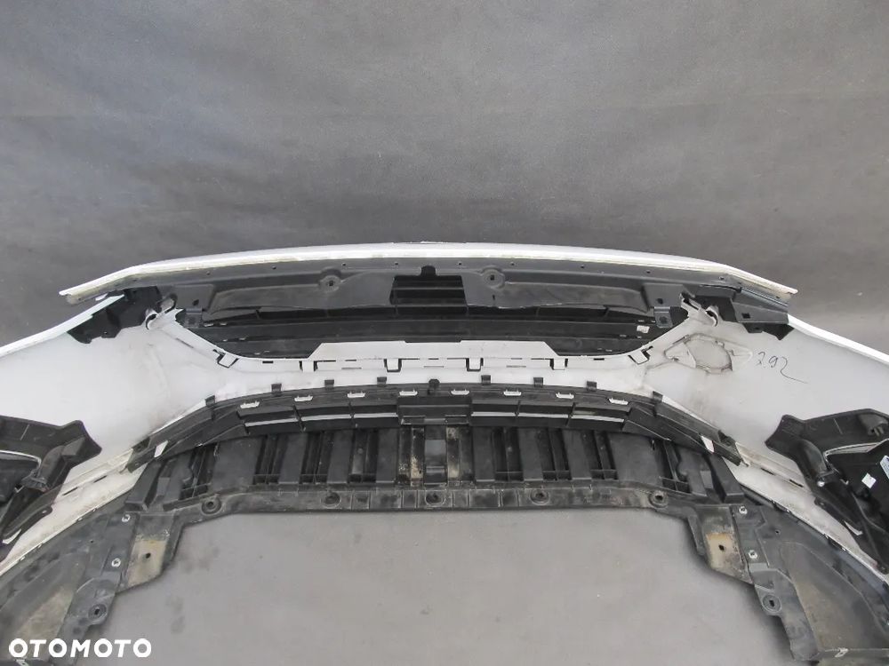 Zderzak przedni Ford Focus MK4 18 - 22 Frozen White - 20