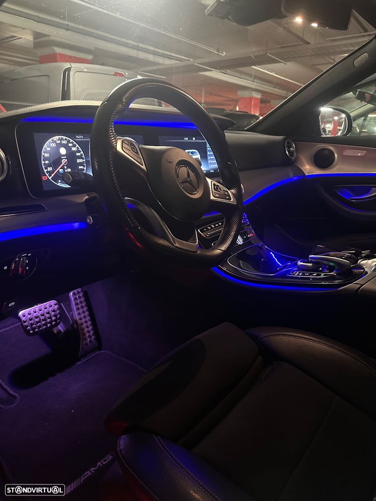 Mercedes-Benz E 220 d AMG Line - 16