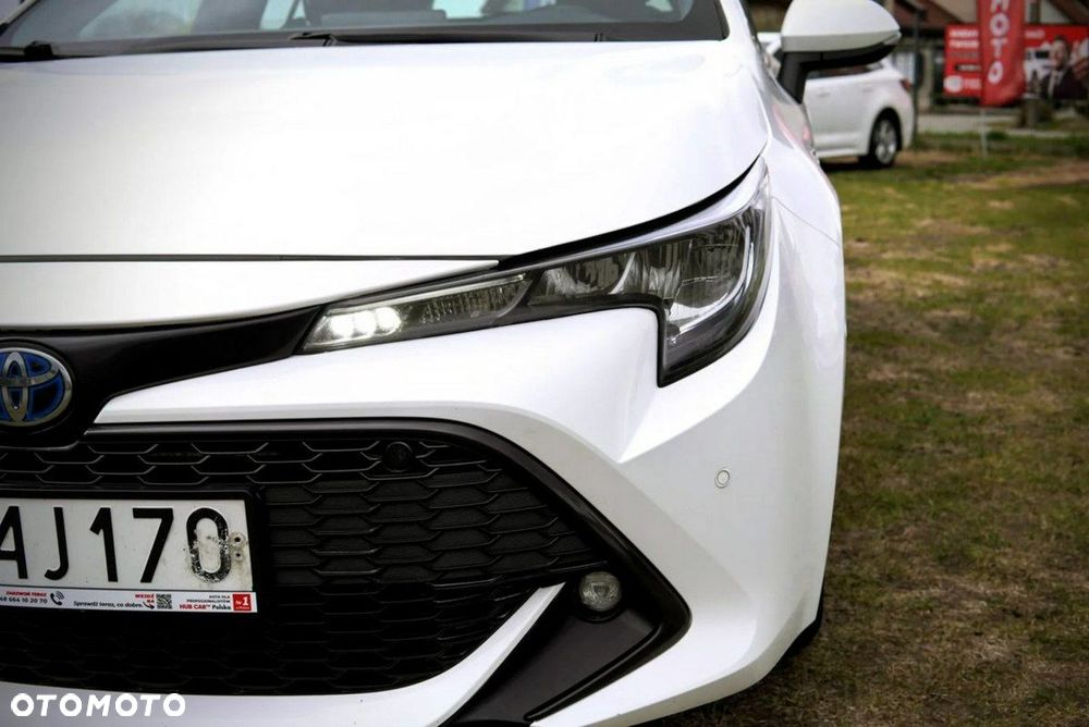 Toyota Corolla 1.8 Hybrid Comfort - 17