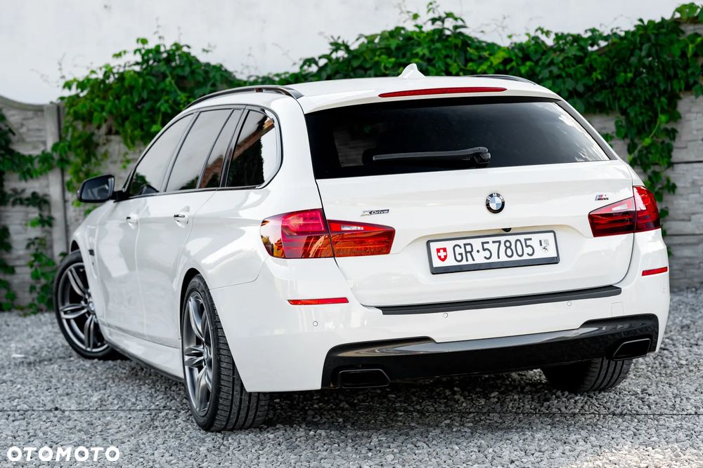 BMW Seria 5 M550d xDrive Sport-Aut - 13