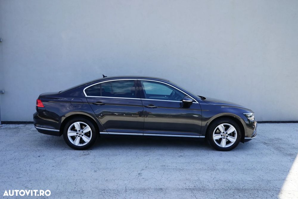 Volkswagen Passat 2.0 TDI DSG Highline - 7