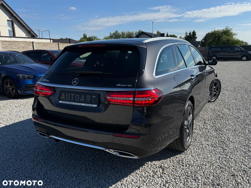 Mercedes-Benz Klasa E 300 de PHEV 4-Matic AMG 9G-Tronic - 16