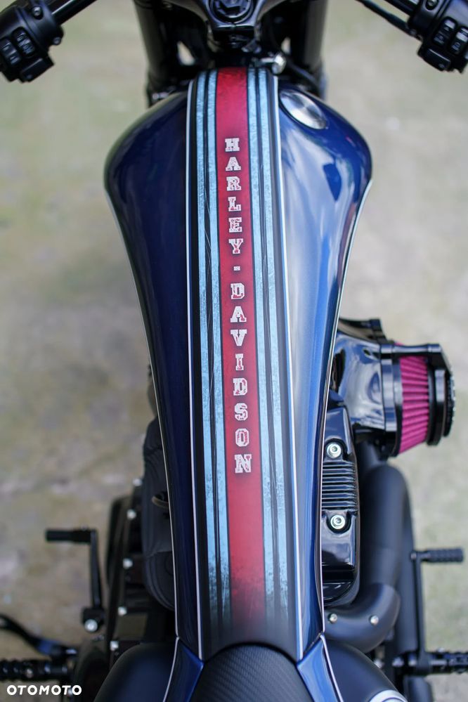 Harley-Davidson Sportster - 16