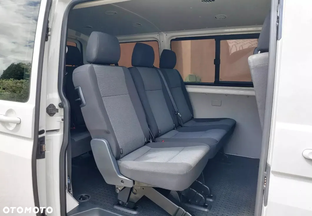 Volkswagen Transporter T6 TDI L1H1 - 10