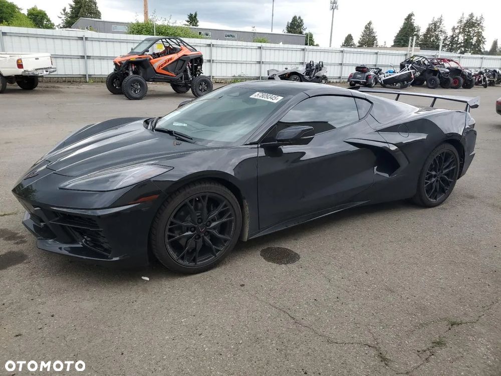Chevrolet Corvette - 2
