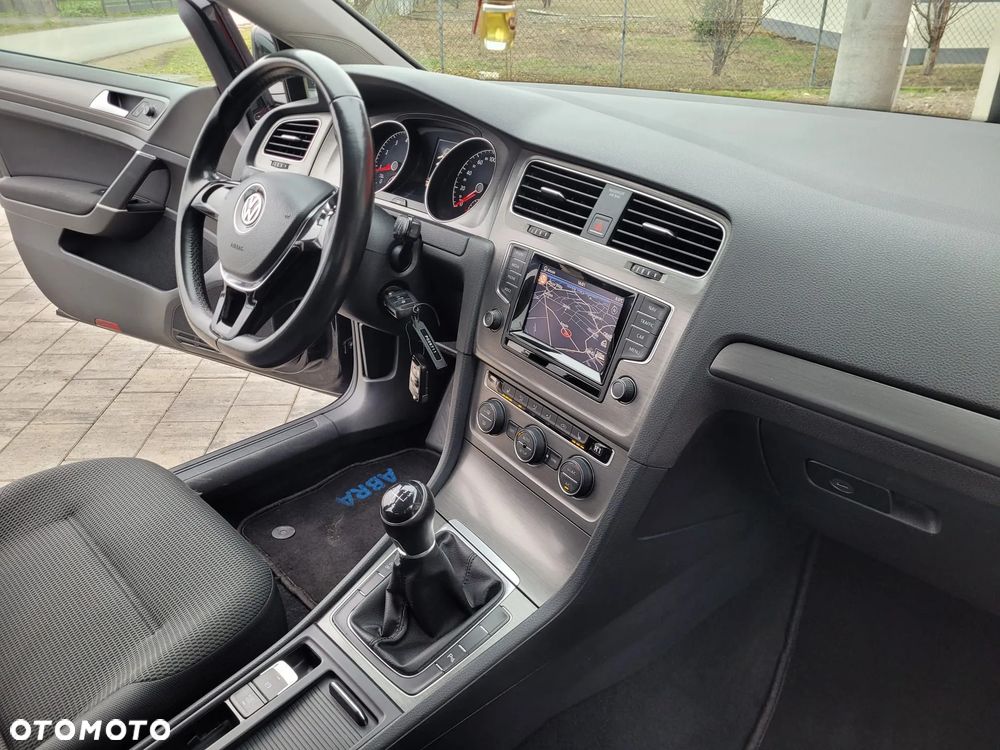 Volkswagen Golf 1.2 TSI BMT Trendline - 28