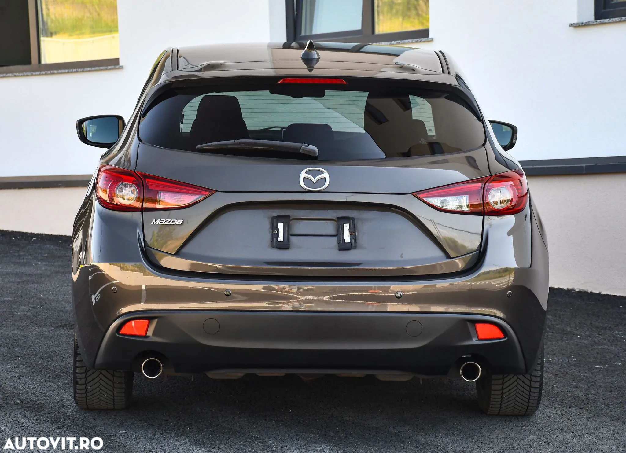 Mazda 3 - 4