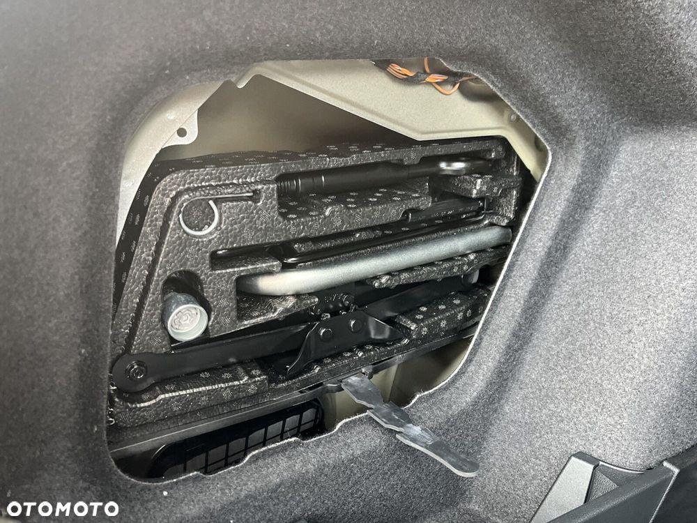 Volkswagen Golf Variant 1.5 TSI EVO Life - 22