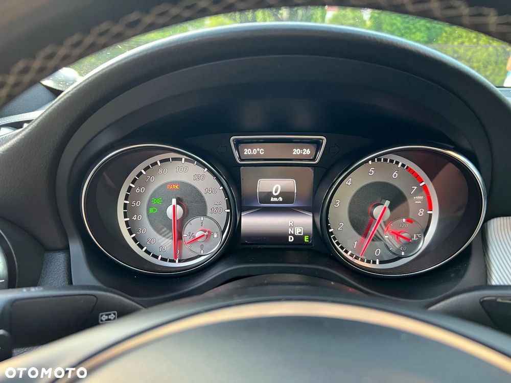 Mercedes-Benz CLA 250 7G-DCT AMG Line - 24