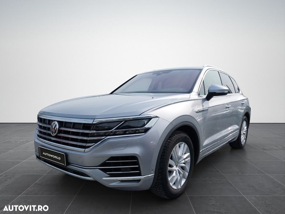 Volkswagen Touareg - 1