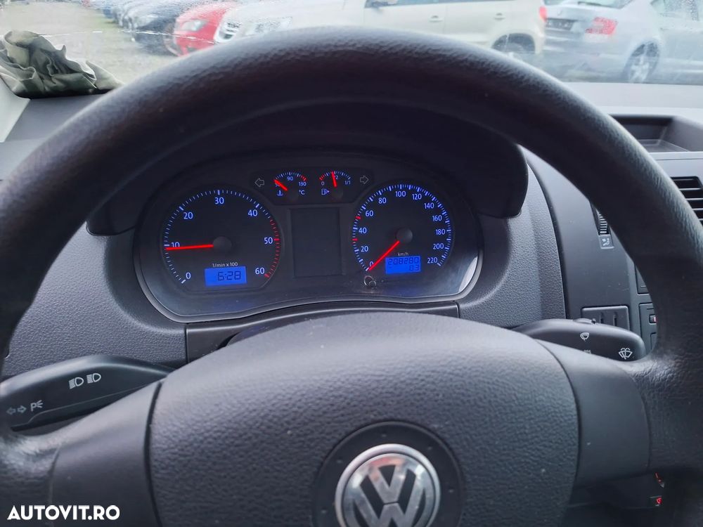 Volkswagen Polo - 11