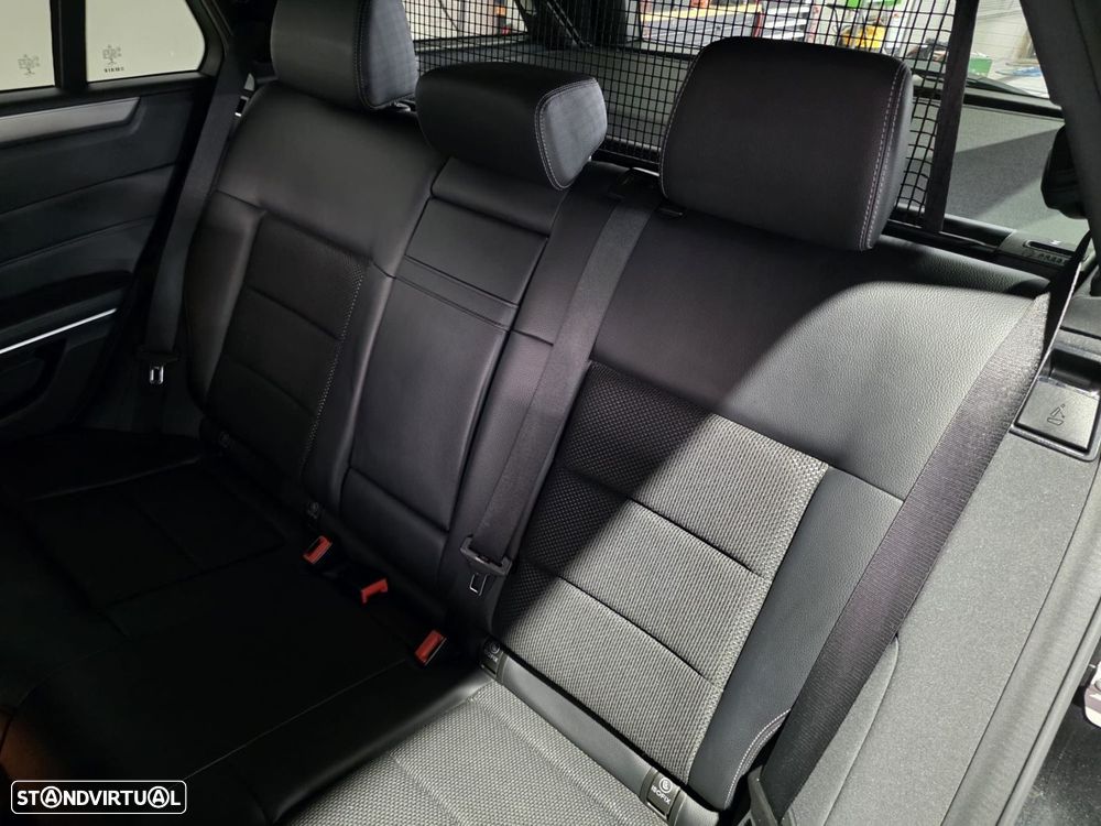 Mercedes-Benz E 300 - 16