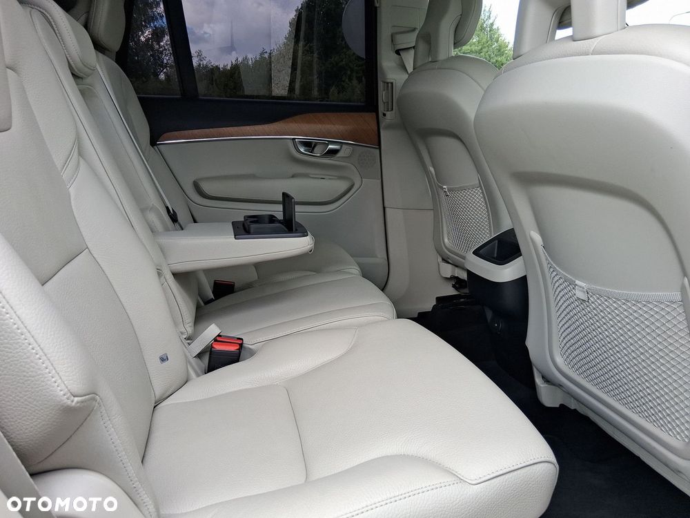 Volvo XC 90 - 15