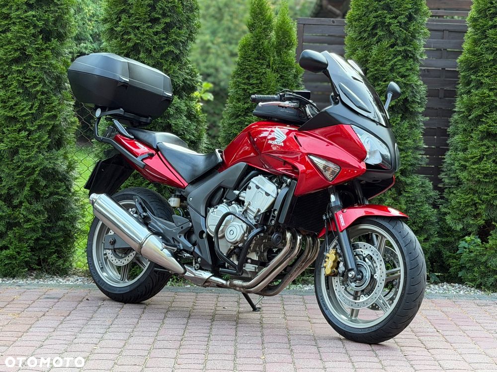 Honda CBF - 1