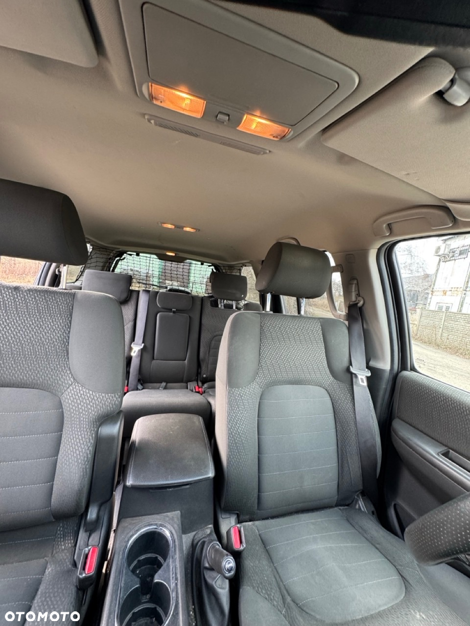 Nissan Pathfinder - 25
