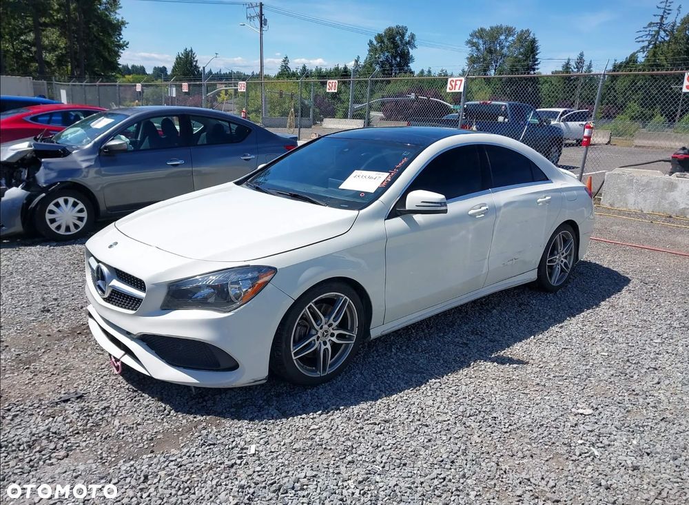 Mercedes-Benz CLA - 5