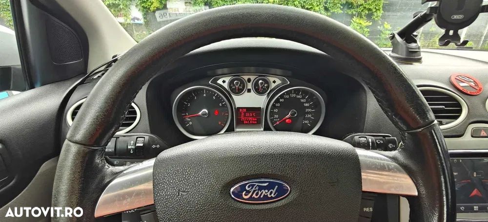 Ford Focus - 8