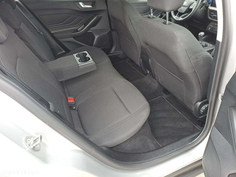 Ford Focus 1.0 EcoBoost mHEV Titanium X - 12
