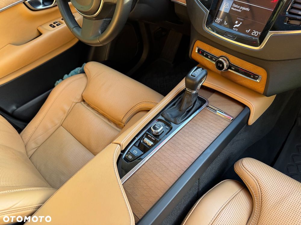 Volvo XC 90 D5 AWD Inscription 7os - 30