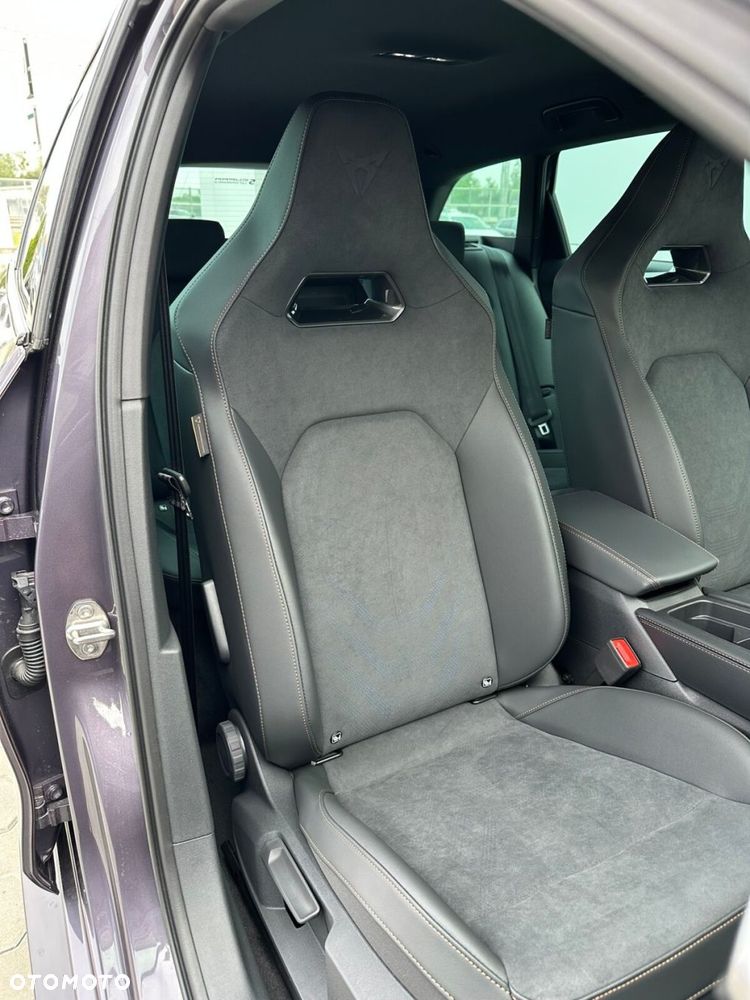 Cupra Leon Sportstourer 2.0 TSI 4Drive VZ DSG - 21