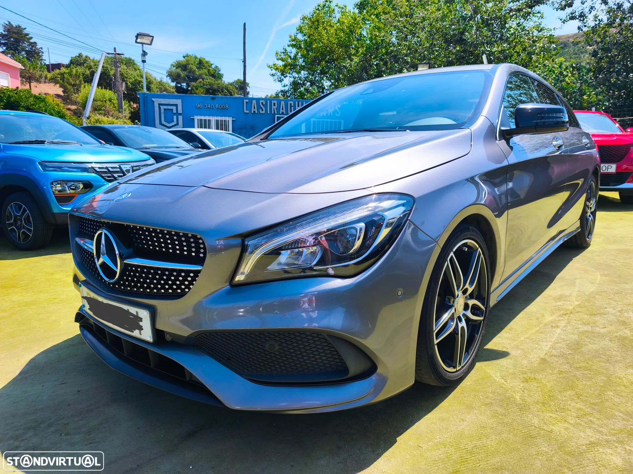 Mercedes-Benz CLA 200 d Shooting Brake AMG Line - 1