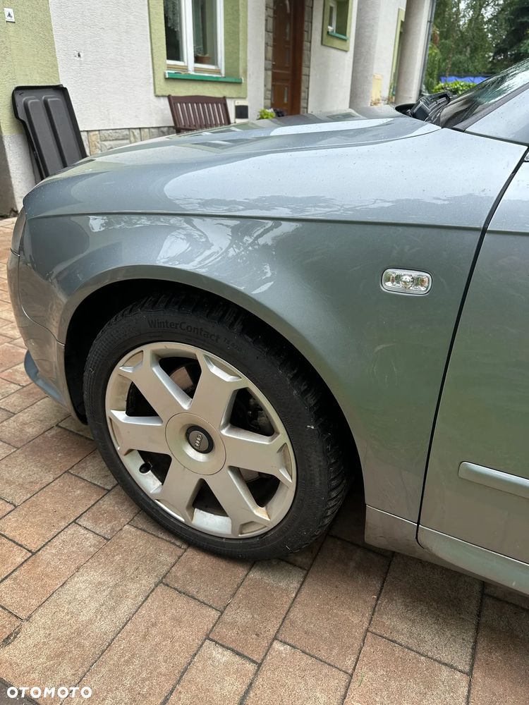 Audi A4 Avant 1.8T Quattro - 14