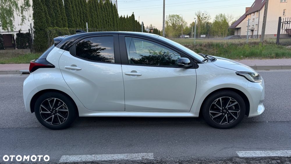 Toyota Yaris Hybrid 1.5 Selection Style - 9