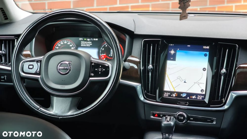 Volvo S90 - 31