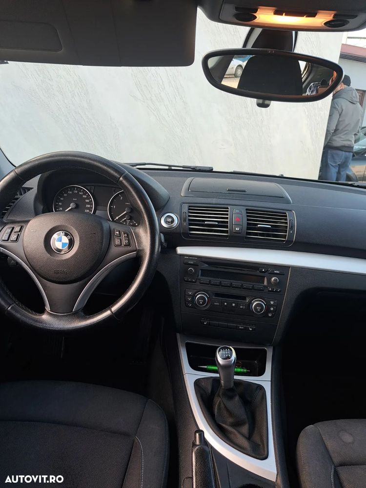 BMW Seria 1 118d DPF - 9