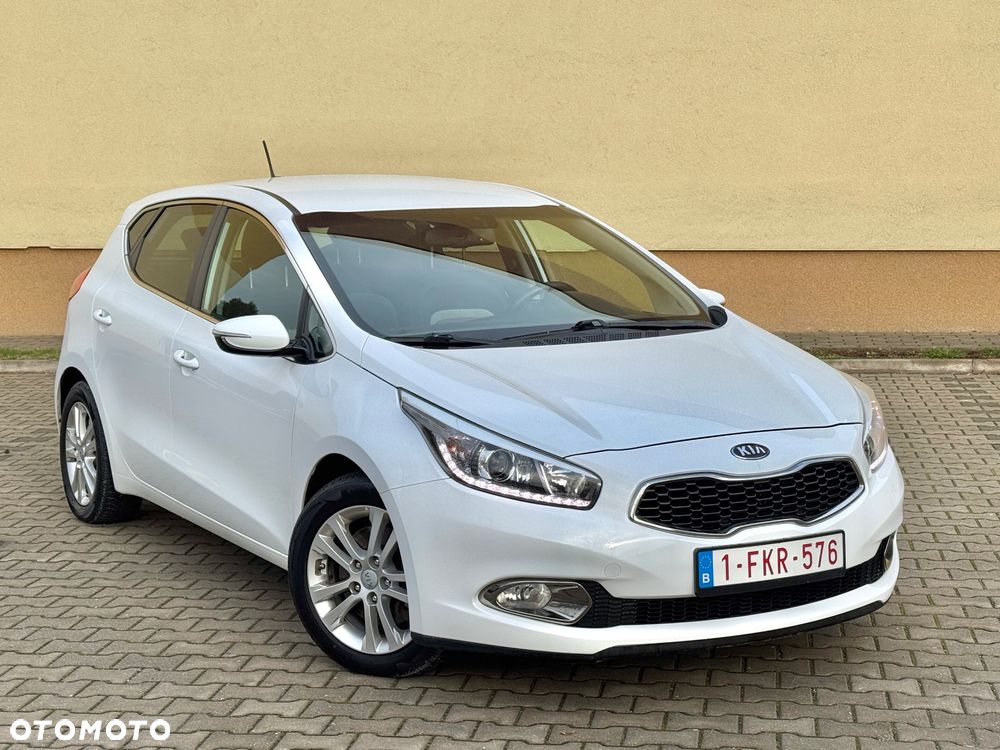 Kia Ceed 1.6 CRDi L - 22