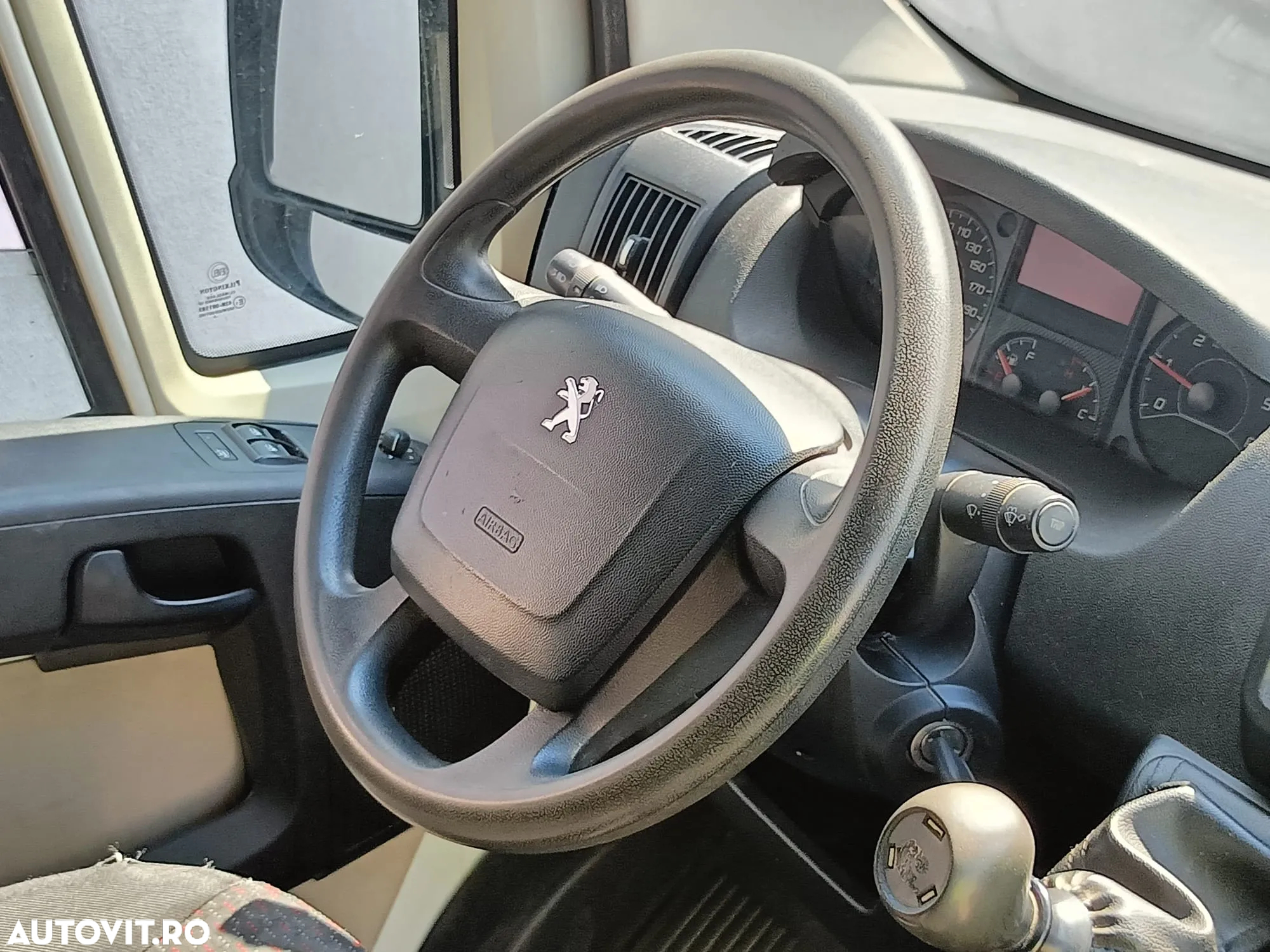Peugeot Boxer HDi 330 L1H1 Standard - 16