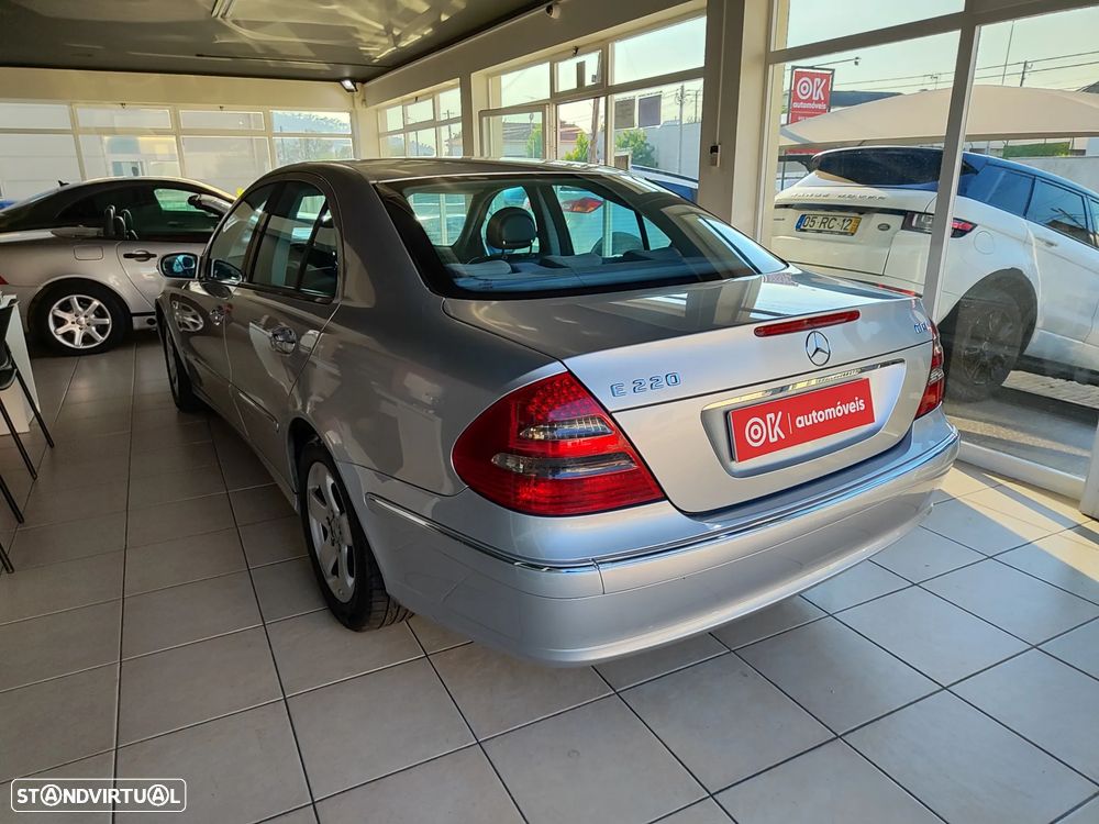 Mercedes-Benz E 220 CDi Avantgarde - 8