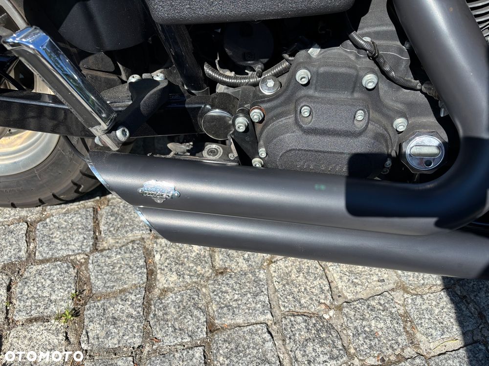 Harley-Davidson Dyna Fat Bob - 3