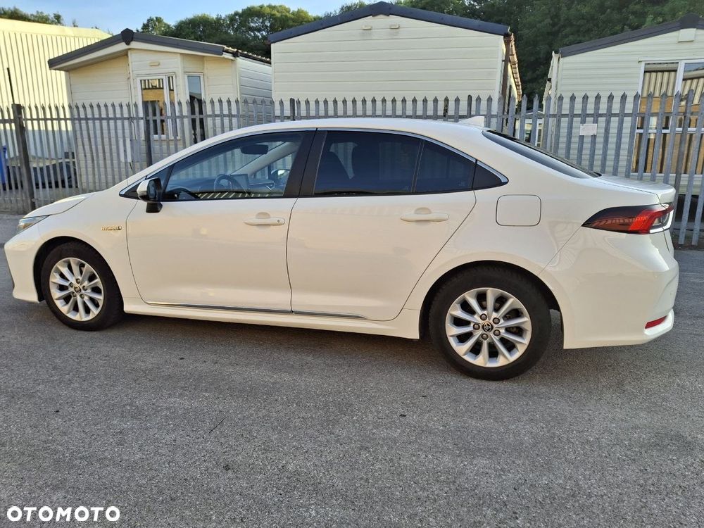 Toyota Corolla - 22