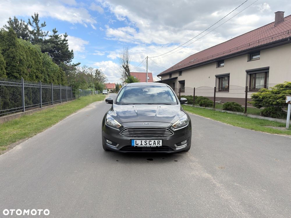 Ford Focus 2.0 TDCi DPF Start-Stopp-System Titanium - 2