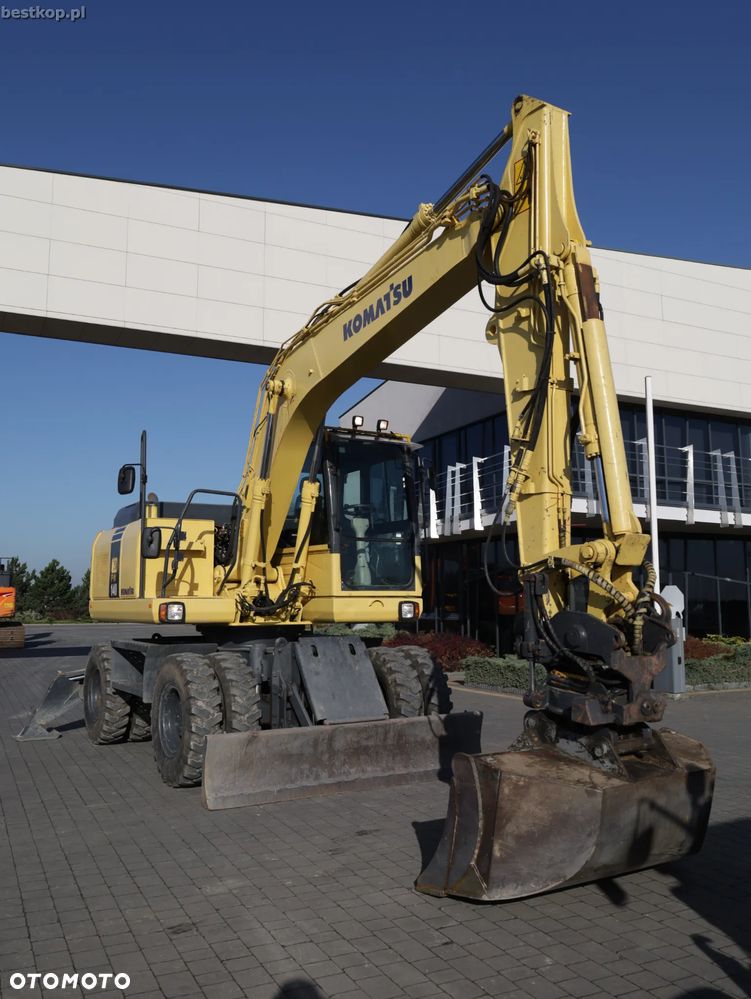 Komatsu PW140-7 - 18